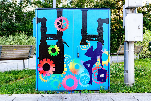 09-milano-spray007